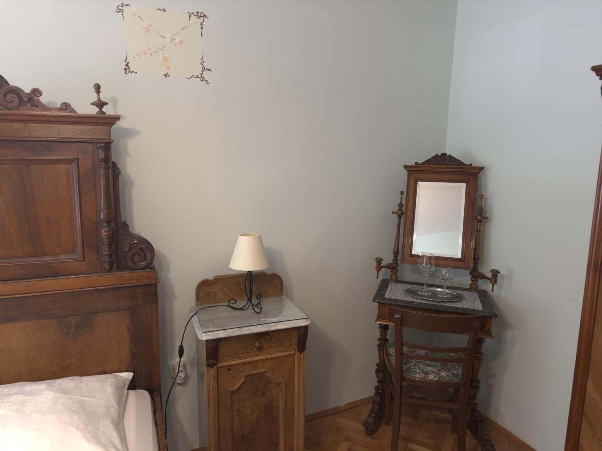 Guesthouse Kuca Na Sterne ロヴラン エクステリア 写真